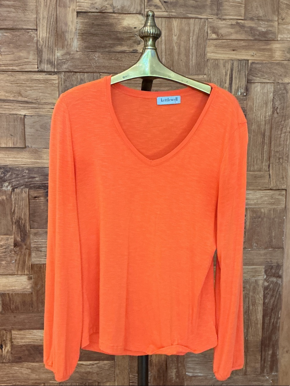 Kettlewell Orange V-Neck Long Sleeve Tee